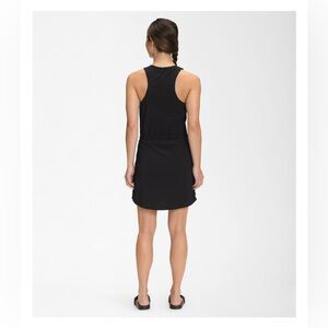 NWT The North Face Never Stop Wearing Adventure Dress, Black, Medium